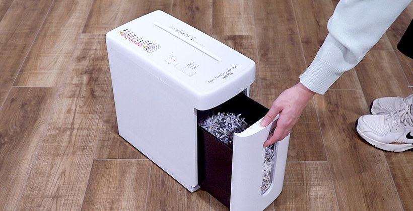 使用前の重要な習慣：ダストボックスを空にしてからのイメージ